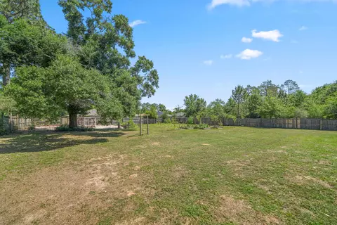 Exterior - 3455 Sparco Dr, Crestview, FL 32539 photo 7 of 13