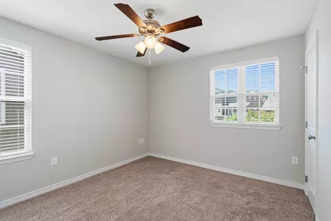 Bedroom - 440 Eisenhower Dr, Crestview, FL 32539 photo 8 of 9