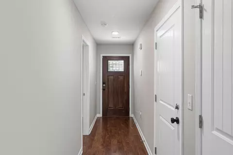 Entry Way - 440 Eisenhower Dr, Crestview, FL 32539 photo 1 of 2