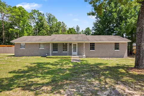 5691 Reinke Dr, Crestview, FL 32539