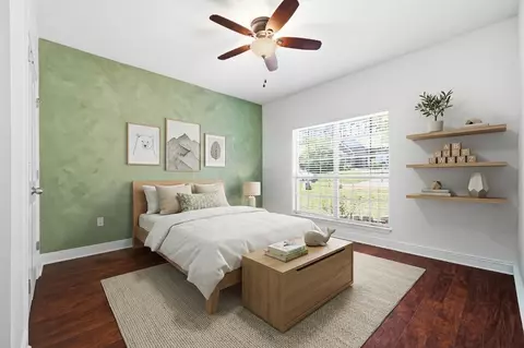 Bedroom - 734 Lime Ln, Crestview, FL 32536 photo 2 of 3