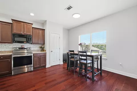 Kitchen - 734 Lime Ln, Crestview, FL 32536 photo 4 of 4
