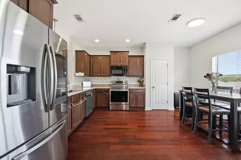 Kitchen - 734 Lime Ln, Crestview, FL 32536 photo 2 of 4
