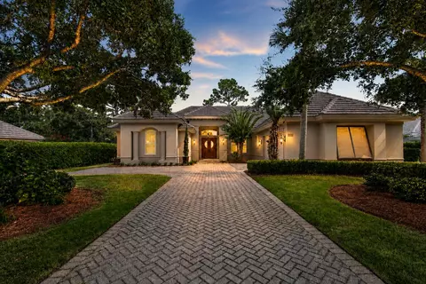 1163 N Troon Dr, Miramar Beach, FL 32550