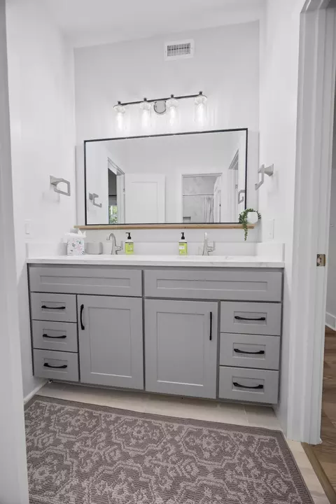 Bath - 7 Hampton Cir, Niceville, FL 32578 photo 9 of 19