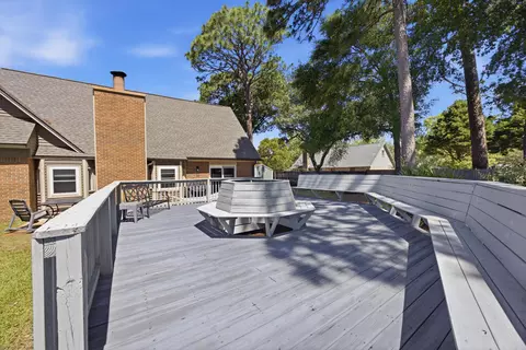 Exterior - 7 Hampton Cir, Niceville, FL 32578 photo 10 of 18