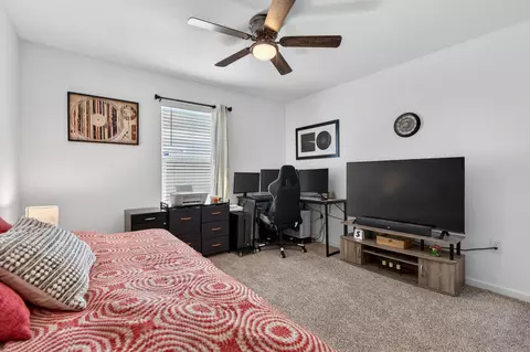 Bedroom - 51 Silverthorn St, Freeport, FL 32439 photo 10 of 14