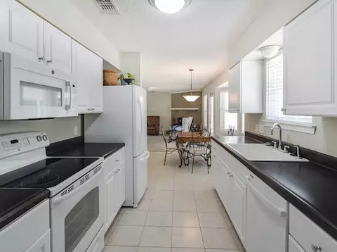 Kitchen - 5367 Constitution Rd, Crestview, FL 32539 photo 1 of 1