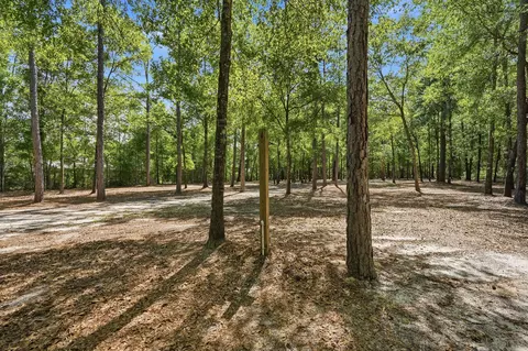 Exterior - 6004 Staff Rd, Crestview, FL 32536 photo 17 of 19