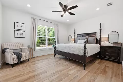 Bedroom - 6004 Staff Rd, Crestview, FL 32536 photo 4 of 6
