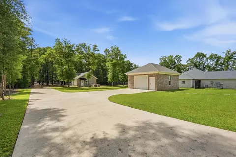 Exterior - 6004 Staff Rd, Crestview, FL 32536 photo 14 of 19
