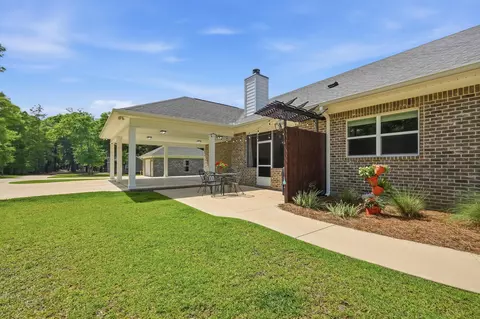 Exterior - 6004 Staff Rd, Crestview, FL 32536 photo 11 of 19