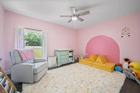 Bedroom - 39 9th St, Shalimar, FL 32579 photo 1 of 8