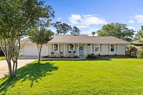 36 Holiday Shores Ct, Miramar Beach, FL 32550