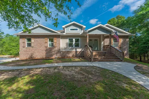 1827 Waterway Dr, Baker, FL 32531