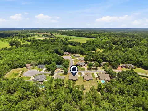 View/Area - 3094 Zach Ave, Crestview, FL 32536 photo 6 of 7