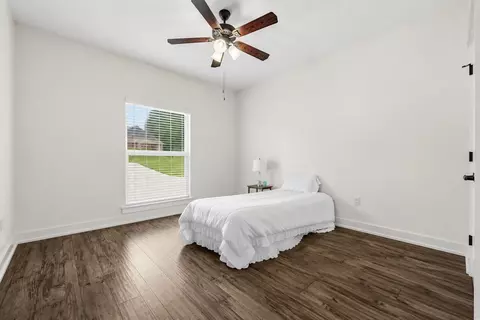 Bedroom - 3094 Zach Ave, Crestview, FL 32536 photo 6 of 6