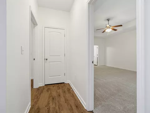 Entry Way - 237 Nelly St, Freeport, FL 32439 photo 3 of 4