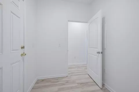 Entry Way - 237 Nelly St, Freeport, FL 32439 photo 5 of 5