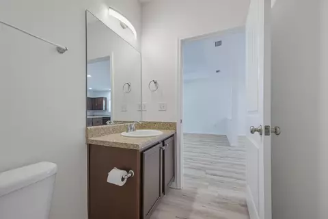 Entry Way - 237 Nelly St, Freeport, FL 32439 photo 3 of 5