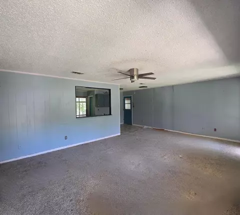 Living - 298 Averitt Pl, Crestview, FL 32539 photo 1 of 3