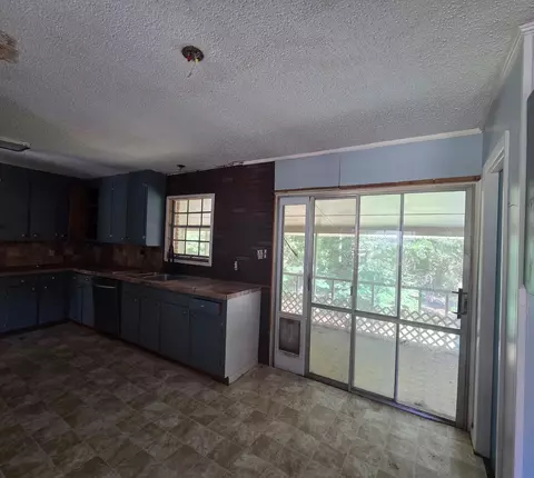 Other - 298 Averitt Pl, Crestview, FL 32539 photo 4 of 12