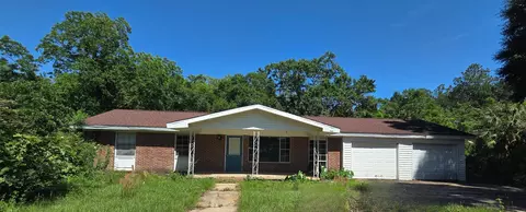 298 Averitt Pl, Crestview, FL 32539