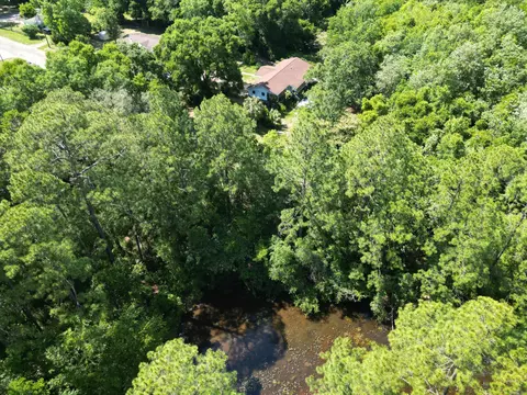 View/Area - 298 Averitt Pl, Crestview, FL 32539 photo 11 of 14