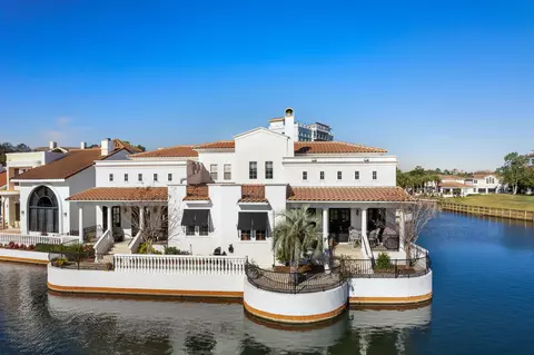 8056 Fountain Ln, Miramar Beach, FL 32550