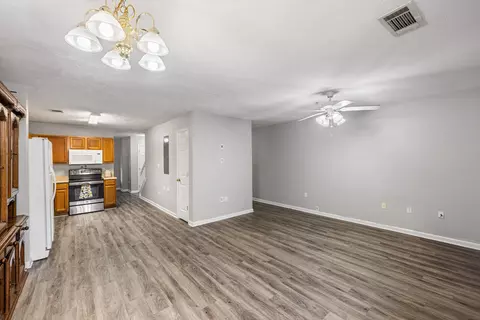 Living - 171 Swaying Pine Ct, Crestview, FL 32539 photo 3 of 4