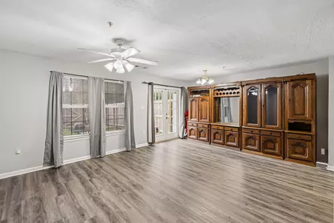 Living - 171 Swaying Pine Ct, Crestview, FL 32539 photo 1 of 4