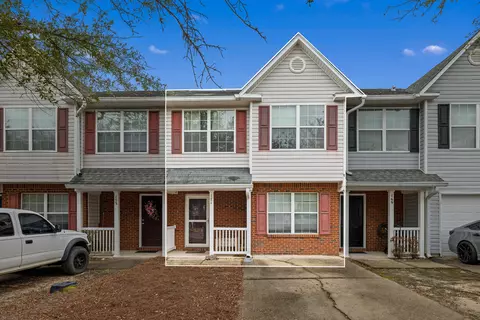 Exterior - 171 Swaying Pine Ct, Crestview, FL 32539 photo 4 of 11