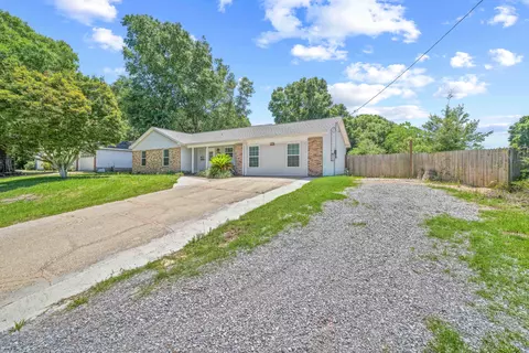Other - 3010 Windsor Cir, Crestview, FL 32539 photo 1 of 12