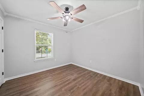 Bedroom - 3010 Windsor Cir, Crestview, FL 32539 photo 7 of 9
