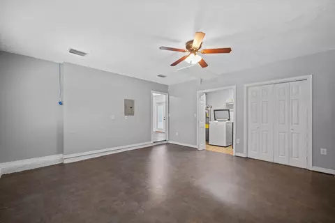 Other - 3010 Windsor Cir, Crestview, FL 32539 photo 6 of 12