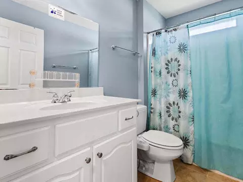 Bath - 3720 Bay Tree Rd, Lynn Haven, FL 32444 photo 5 of 5