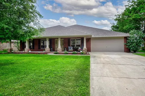 6052 Blair Cir, Gulf Breeze, FL 32563