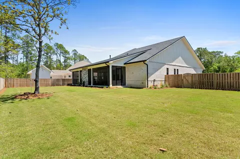 Exterior - 150 W Perseverance Pt, Freeport, FL 32439 photo 8 of 31