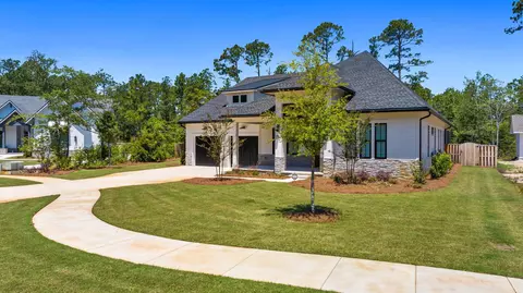 Exterior - 150 W Perseverance Pt, Freeport, FL 32439 photo 11 of 31