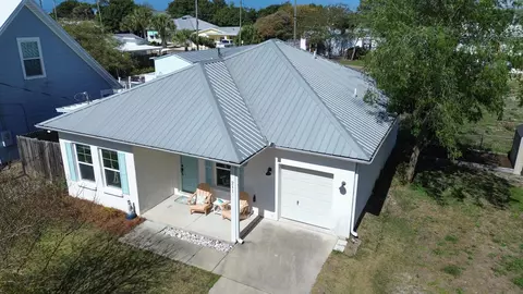 211 El Prado Pl, Panama City Beach, FL 32413