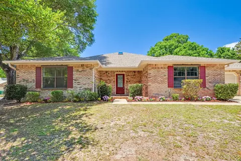 109 Oak Shores Dr, Niceville, FL 32578