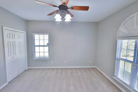 Bedroom - 105 Par Ct, Crestview, FL 32536 photo 7 of 10