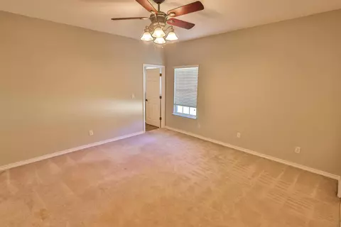 Bedroom - 105 Par Ct, Crestview, FL 32536 photo 3 of 10