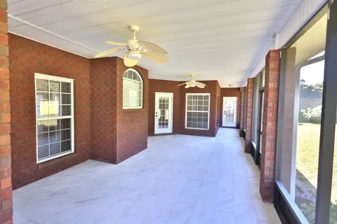Exterior - 105 Par Ct, Crestview, FL 32536 photo 5 of 15