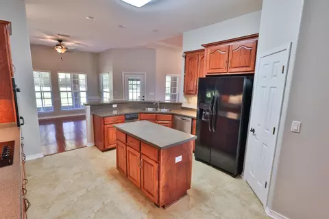 Kitchen - 105 Par Ct, Crestview, FL 32536 photo 7 of 7