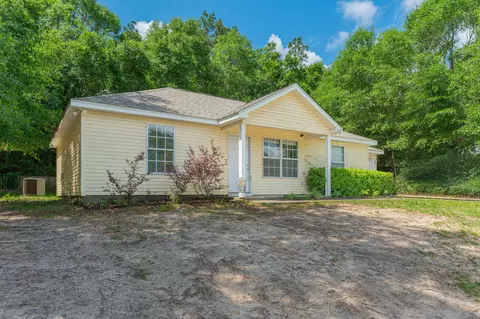 Other - 328 Lakeview Dr, Crestview, FL 32536 photo 1 of 9