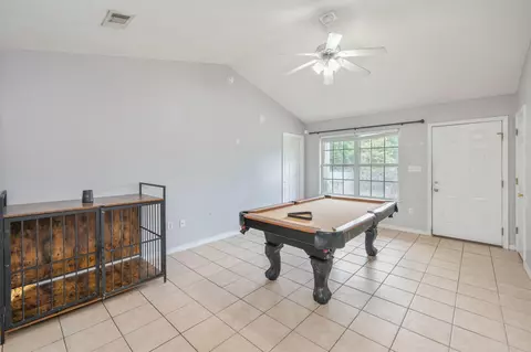 Other - 328 Lakeview Dr, Crestview, FL 32536 photo 4 of 9