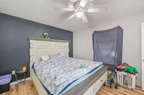 Bedroom - 328 Lakeview Dr, Crestview, FL 32536 photo 7 of 7