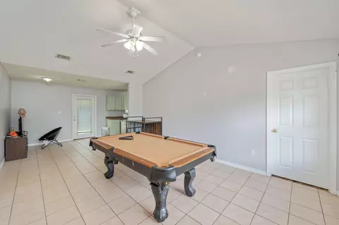 Other - 328 Lakeview Dr, Crestview, FL 32536 photo 6 of 9