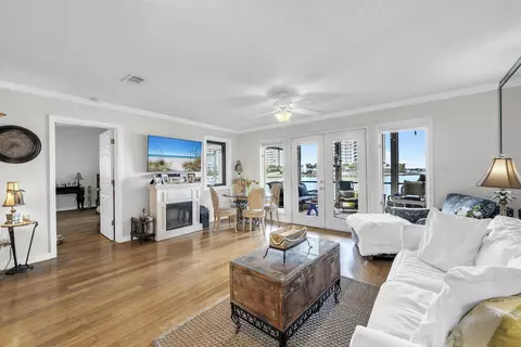 8 Stewart Lake Cv #200, Miramar Beach, FL 32550